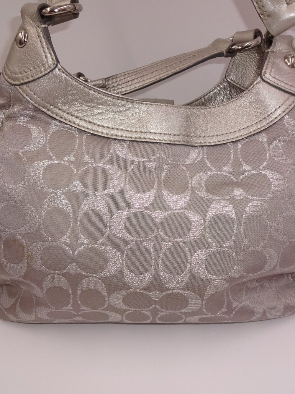 Coach Soho Metallic Silver Signature Jacquard Hobo Shoulder Bag Purse F18911 - Picture 3 of 16